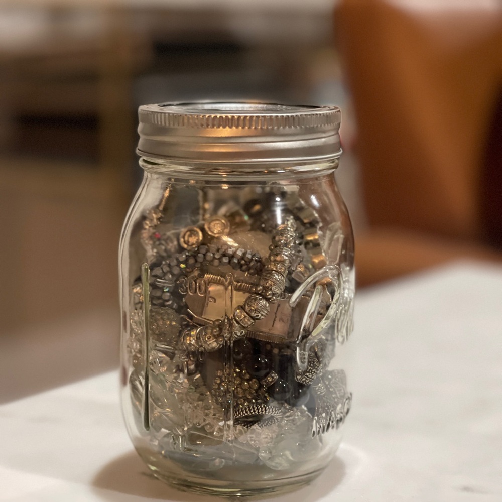 Bling 💍 Bling Jewelry Jar - Silver and Black Jewelry Collection in Ball Jar
